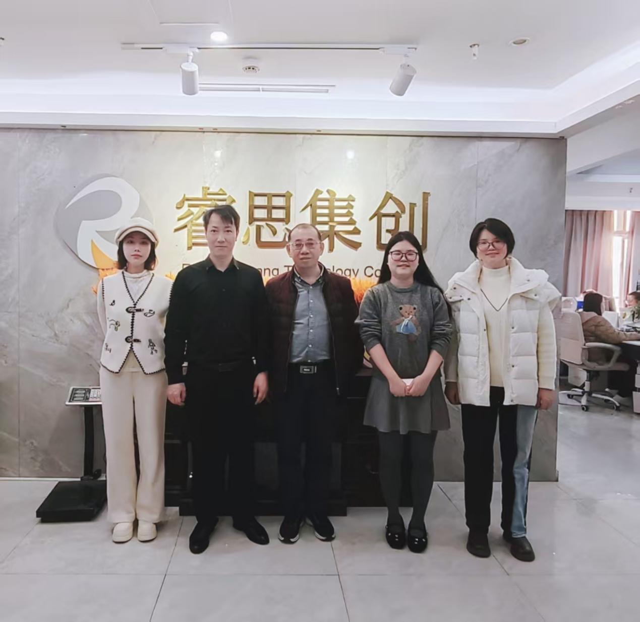 4060bf98b09d8fcce322955e62b16332